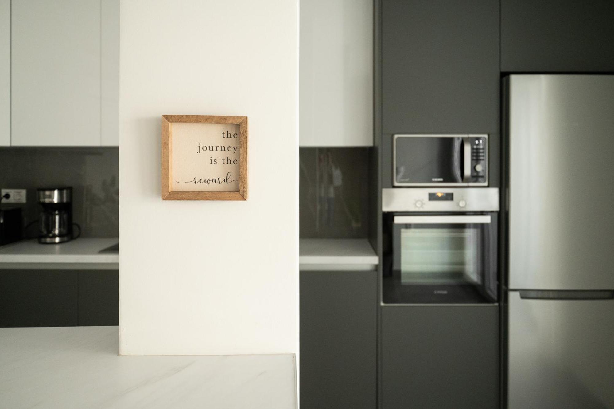 L' Horizon Luxury Living By 8Essentially Heraklion  ภายนอก รูปภาพ
